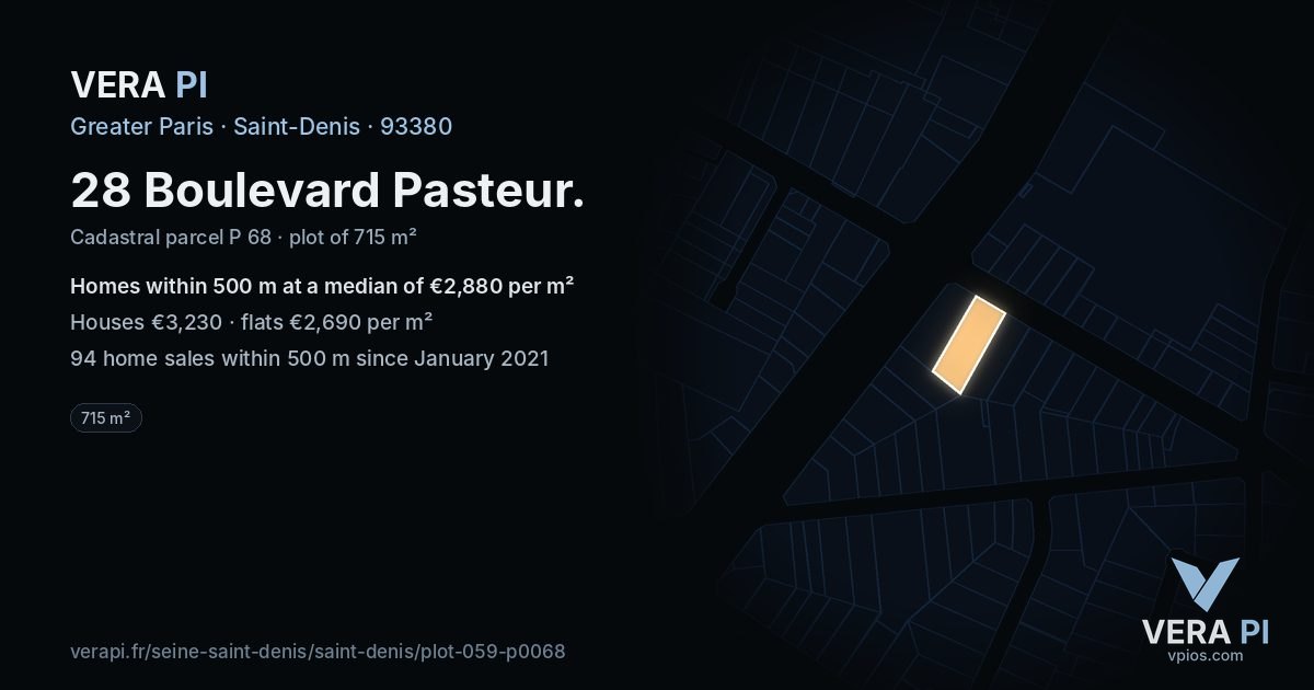 28 Boulevard Pasteur, Saint-Denis at night – the plot lit, the parcels around coloured by the prices near them