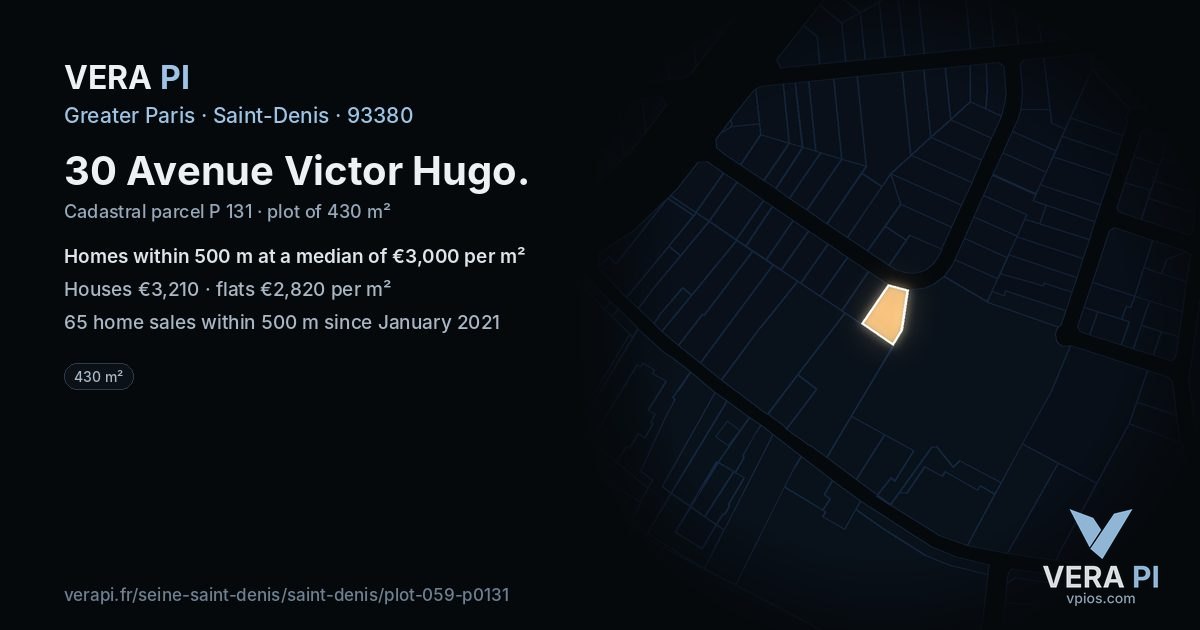 30 Avenue Victor Hugo, Saint-Denis at night – the plot lit, the parcels around coloured by the prices near them