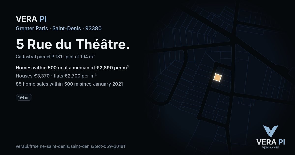 5 Rue du Théâtre, Saint-Denis at night – the plot lit, the parcels around coloured by the prices near them