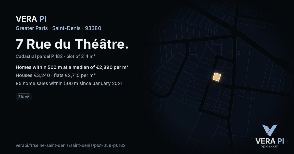 7 Rue du Théâtre, Saint-Denis at night – the plot lit, the parcels around coloured by the prices near them
