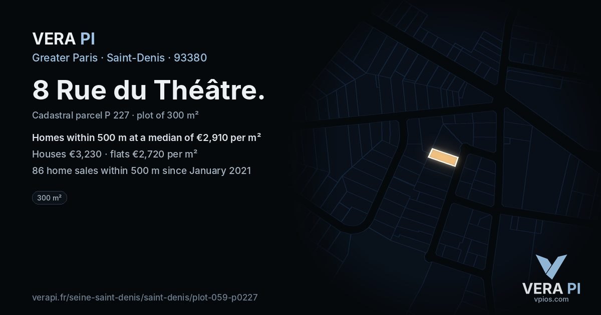 8 Rue du Théâtre, Saint-Denis at night – the plot lit, the parcels around coloured by the prices near them