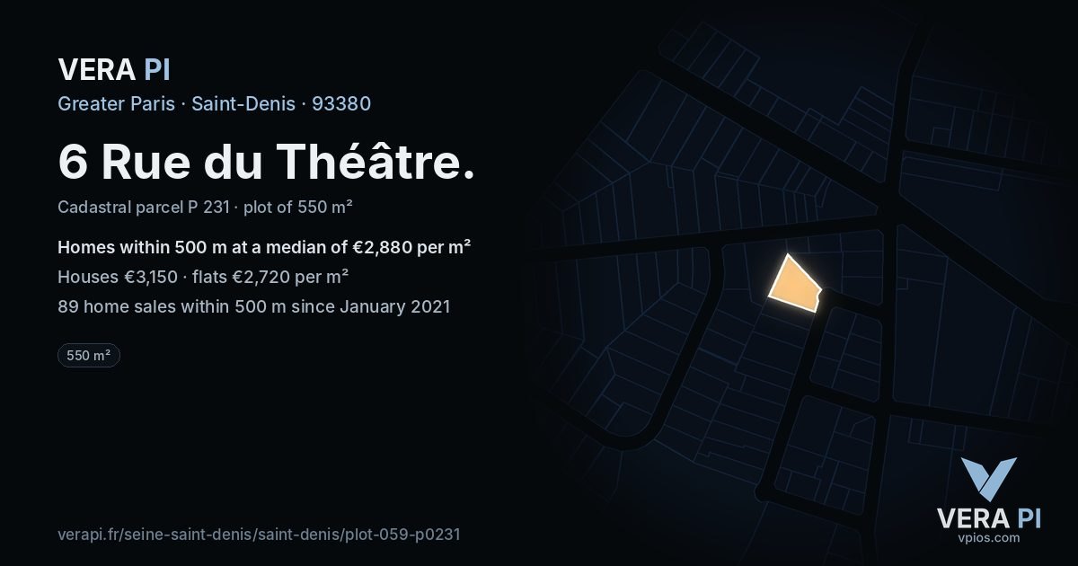 6 Rue du Théâtre, Saint-Denis at night – the plot lit, the parcels around coloured by the prices near them