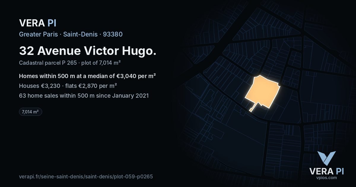 32 Avenue Victor Hugo, Saint-Denis at night – the plot lit, the parcels around coloured by the prices near them