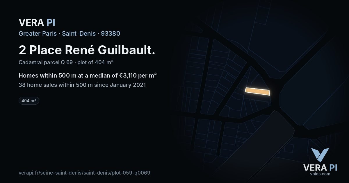 2 Place René Guilbault, Saint-Denis at night – the plot lit, the parcels around coloured by the prices near them