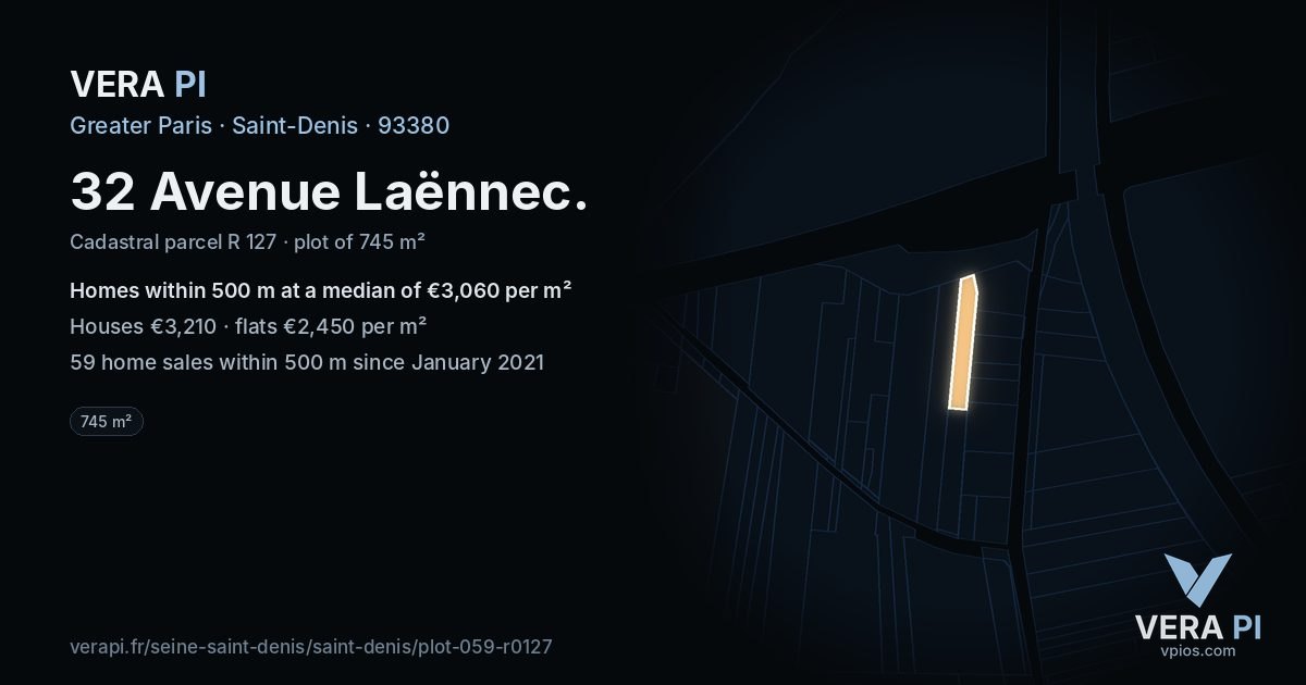 32 Avenue Laënnec, Saint-Denis at night – the plot lit, the parcels around coloured by the prices near them