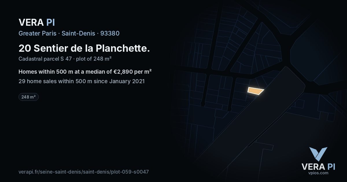 20 Sentier de la Planchette, Saint-Denis at night – the plot lit, the parcels around coloured by the prices near them