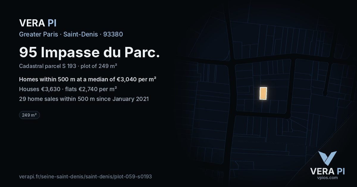 95 Impasse du Parc, Saint-Denis at night – the plot lit, the parcels around coloured by the prices near them