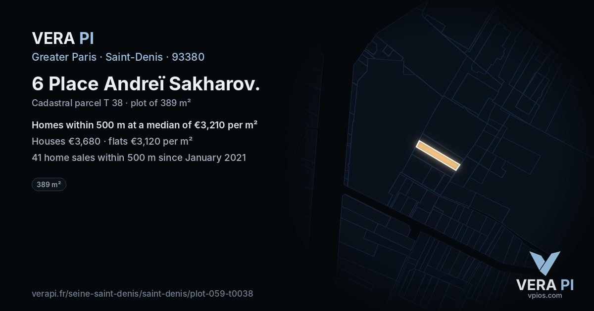 6 Place Andreï Sakharov, Saint-Denis at night – the plot lit, the parcels around coloured by the prices near them