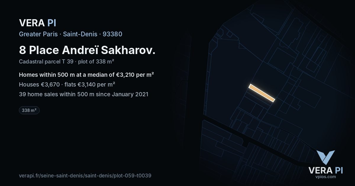 8 Place Andreï Sakharov, Saint-Denis at night – the plot lit, the parcels around coloured by the prices near them