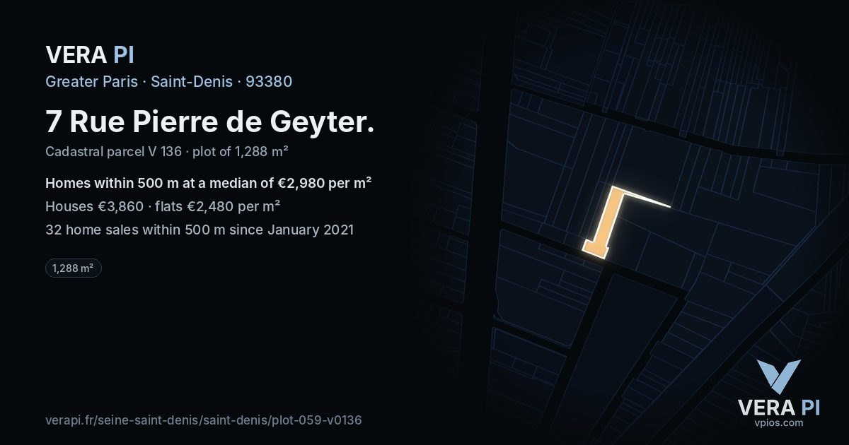 7 Rue Pierre de Geyter, Saint-Denis at night – the plot lit, the parcels around coloured by the prices near them