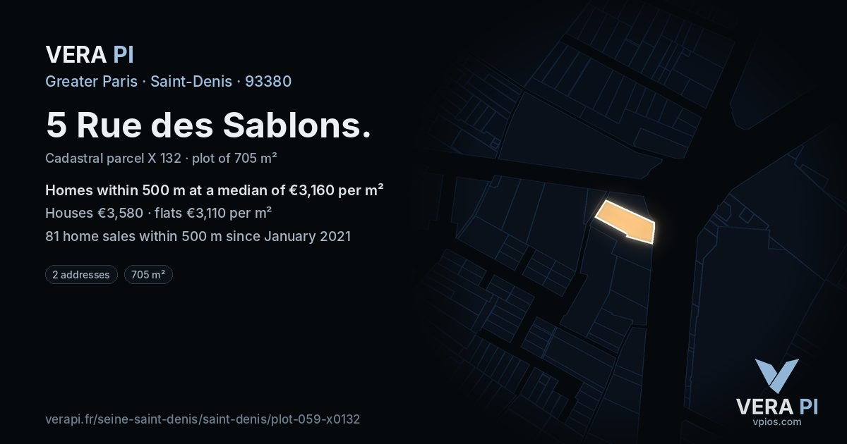 5 Rue des Sablons, Saint-Denis at night – the plot lit, the parcels around coloured by the prices near them