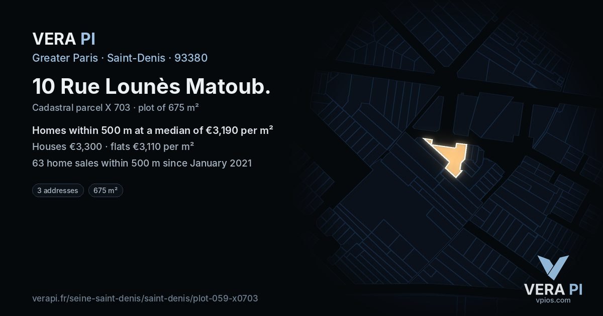10 Rue Lounès Matoub, Saint-Denis at night – the plot lit, the parcels around coloured by the prices near them