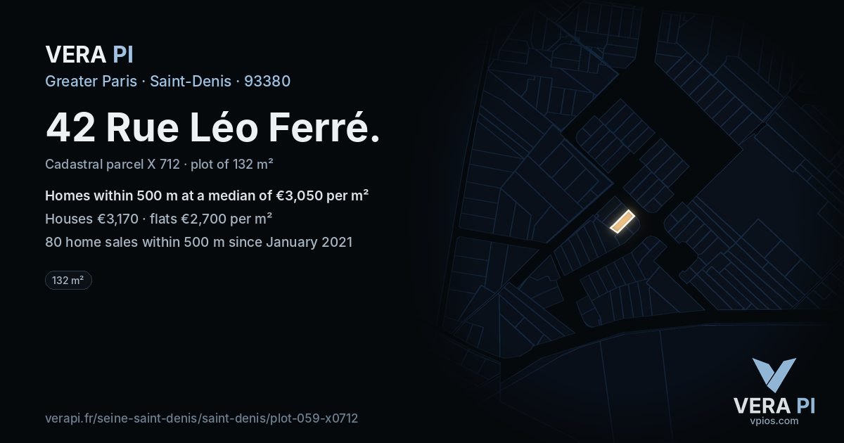 42 Rue Léo Ferré, Saint-Denis at night – the plot lit, the parcels around coloured by the prices near them