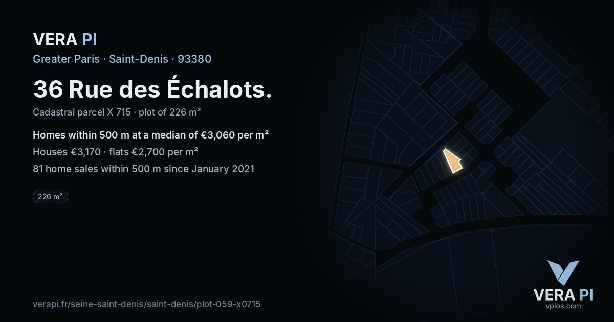 36 Rue des Échalots, Saint-Denis at night – the plot lit, the parcels around coloured by the prices near them