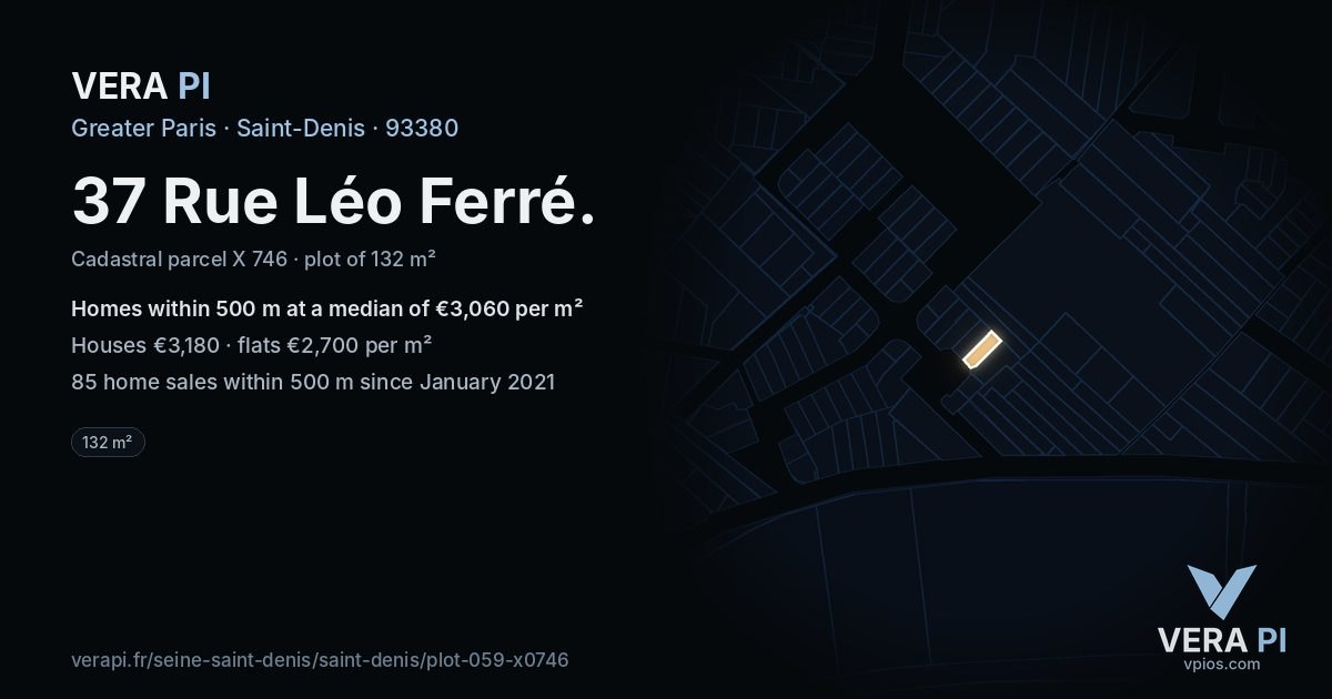 37 Rue Léo Ferré, Saint-Denis at night – the plot lit, the parcels around coloured by the prices near them