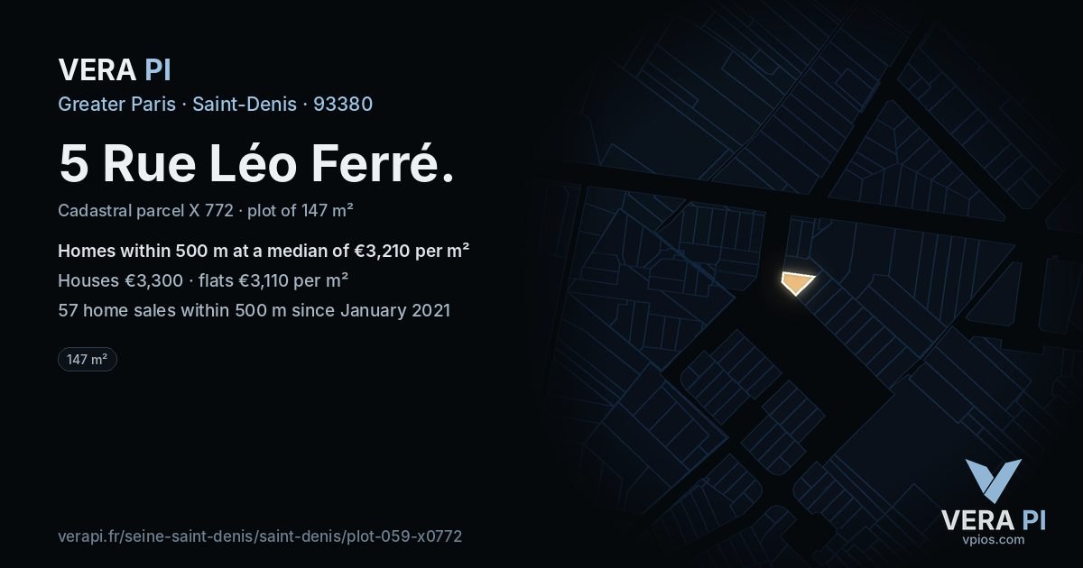 5 Rue Léo Ferré, Saint-Denis at night – the plot lit, the parcels around coloured by the prices near them