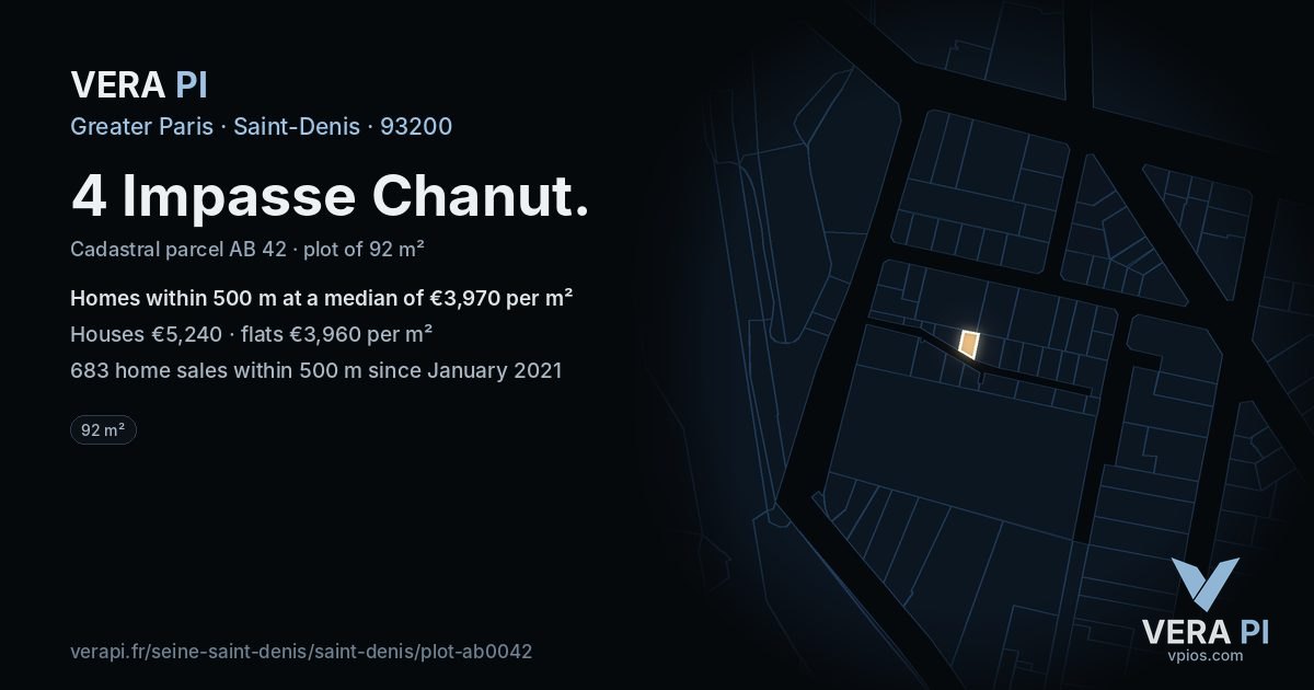 4 Impasse Chanut, Saint-Denis at night – the plot lit, the parcels around coloured by the prices near them