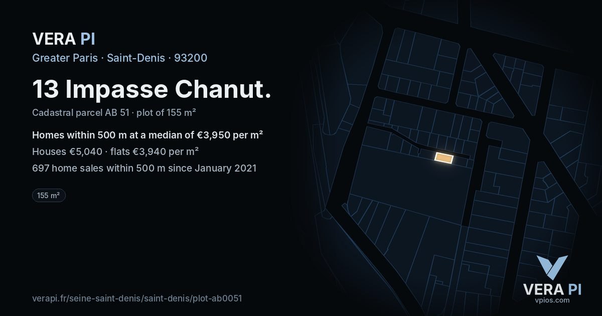 13 Impasse Chanut, Saint-Denis at night – the plot lit, the parcels around coloured by the prices near them