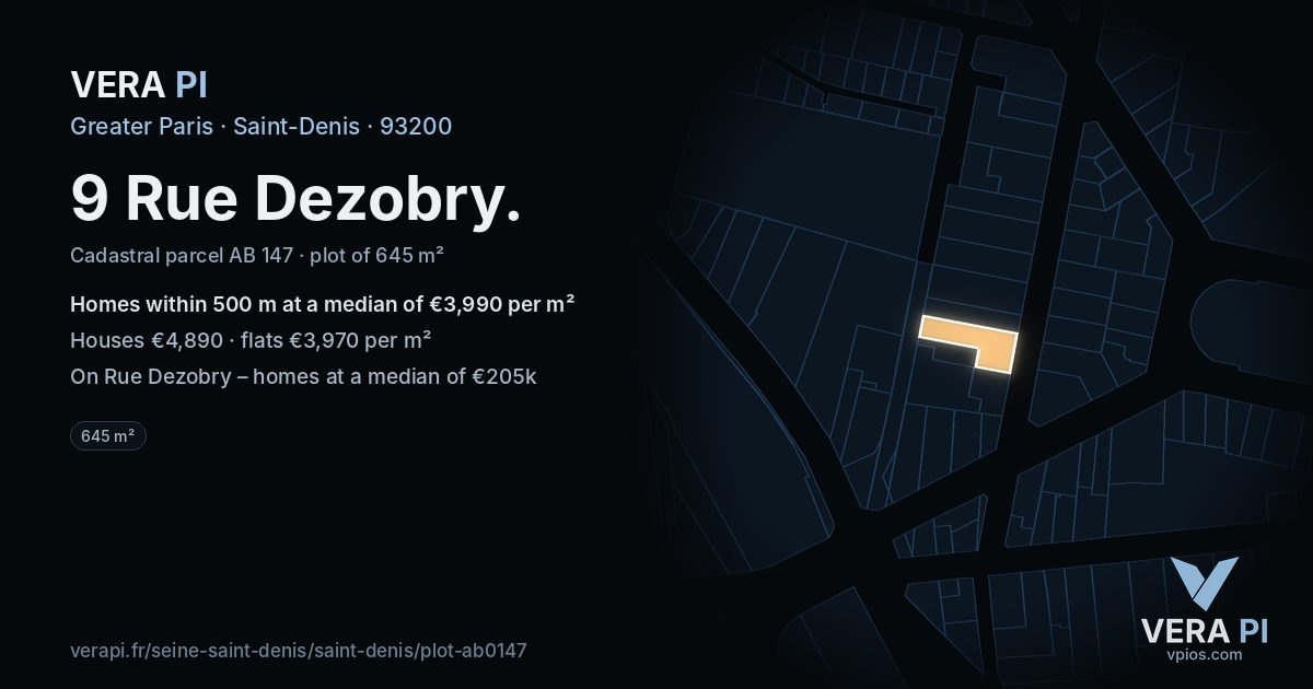 9 Rue Dezobry, Saint-Denis at night – the plot lit, the parcels around coloured by the prices near them