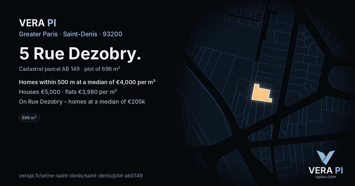 5 Rue Dezobry, Saint-Denis at night – the plot lit, the parcels around coloured by the prices near them