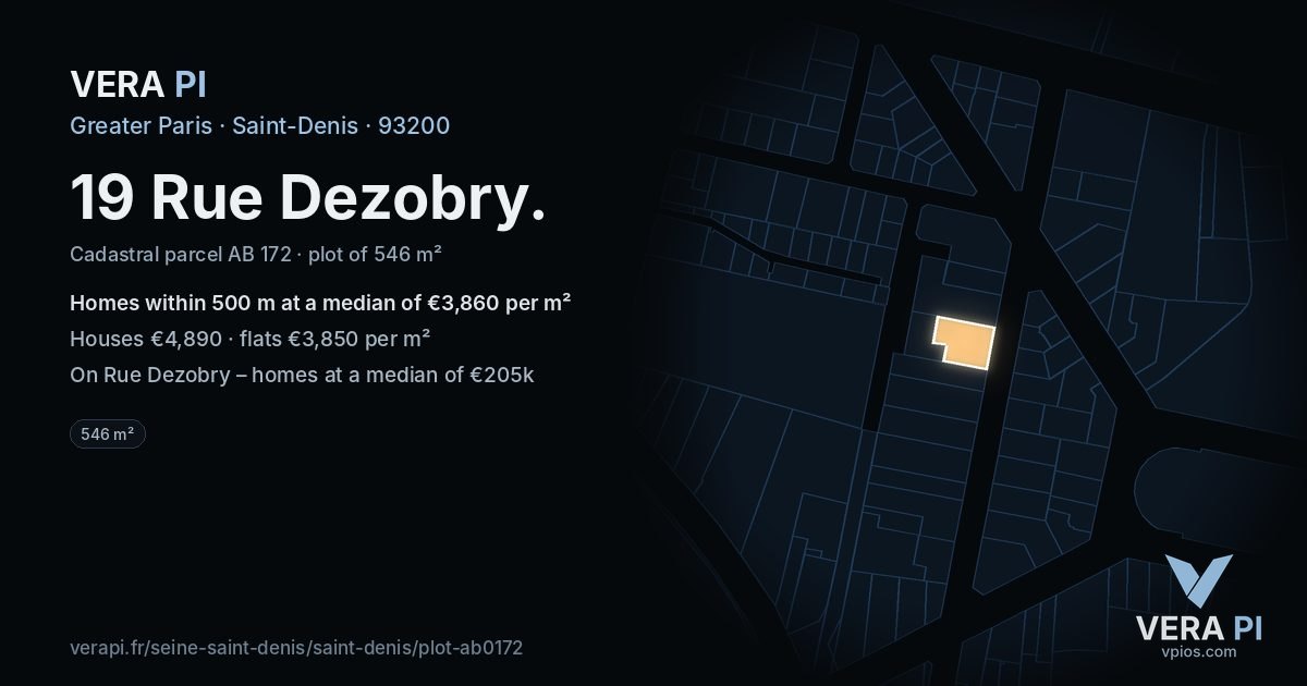 19 Rue Dezobry, Saint-Denis at night – the plot lit, the parcels around coloured by the prices near them