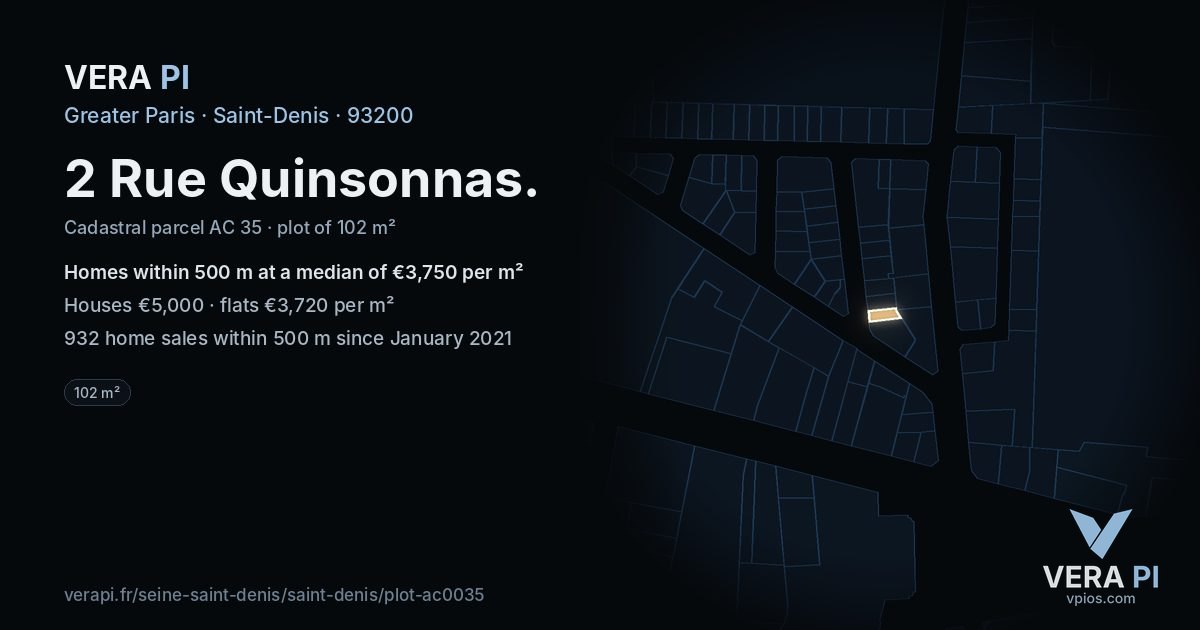 2 Rue Quinsonnas, Saint-Denis at night – the plot lit, the parcels around coloured by the prices near them