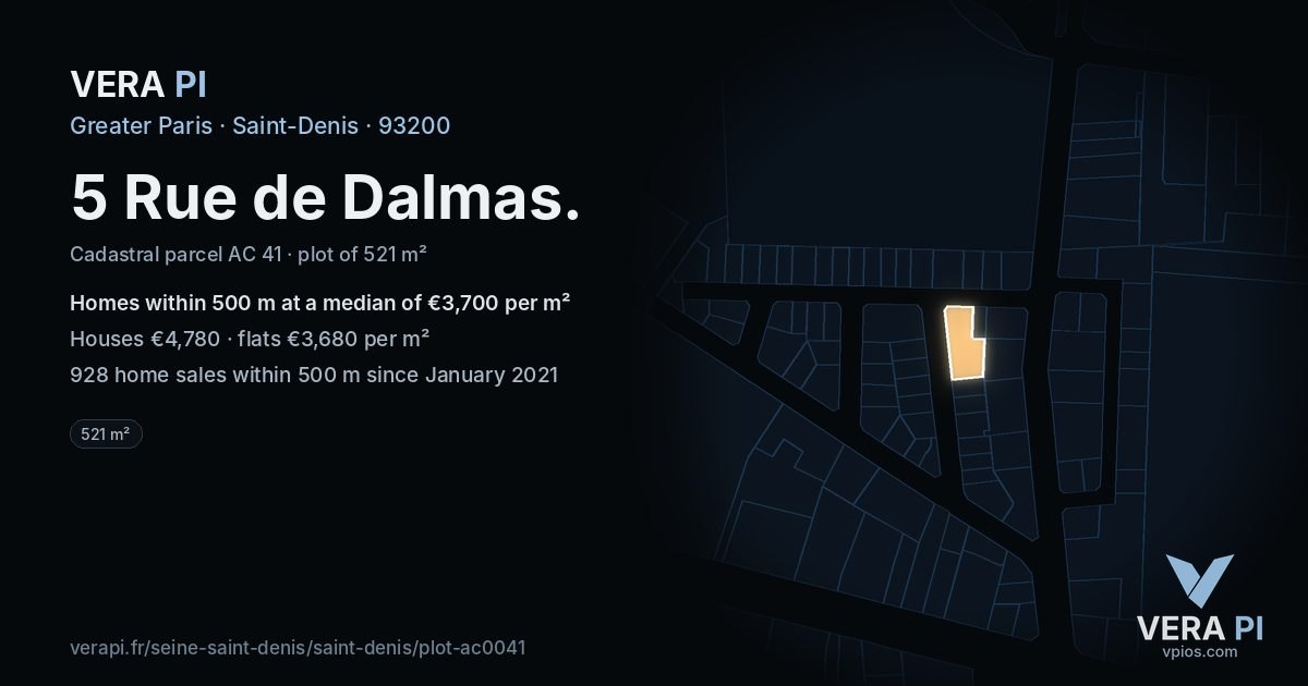 5 Rue de Dalmas, Saint-Denis at night – the plot lit, the parcels around coloured by the prices near them