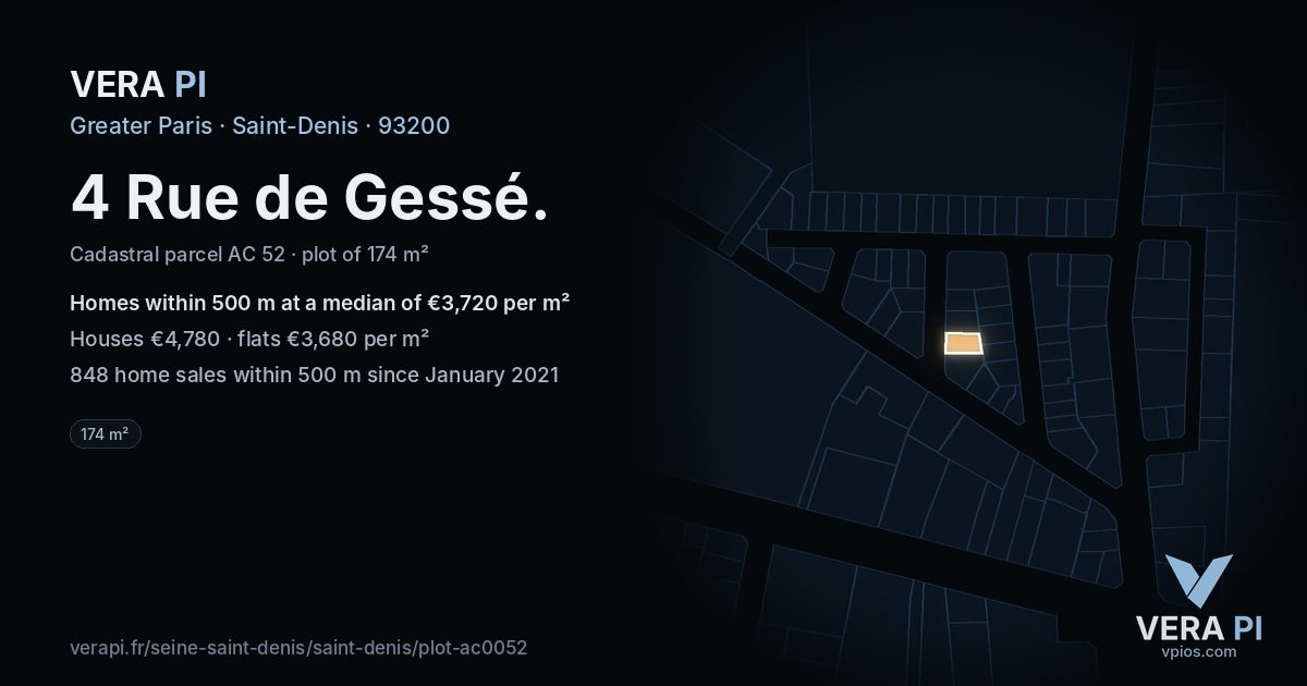 4 Rue de Gessé, Saint-Denis at night – the plot lit, the parcels around coloured by the prices near them