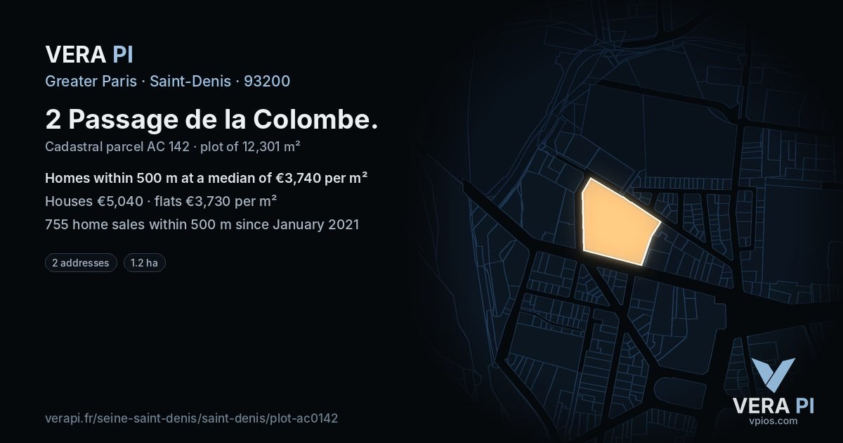 2 Passage de la Colombe, Saint-Denis at night – the plot lit, the parcels around coloured by the prices near them