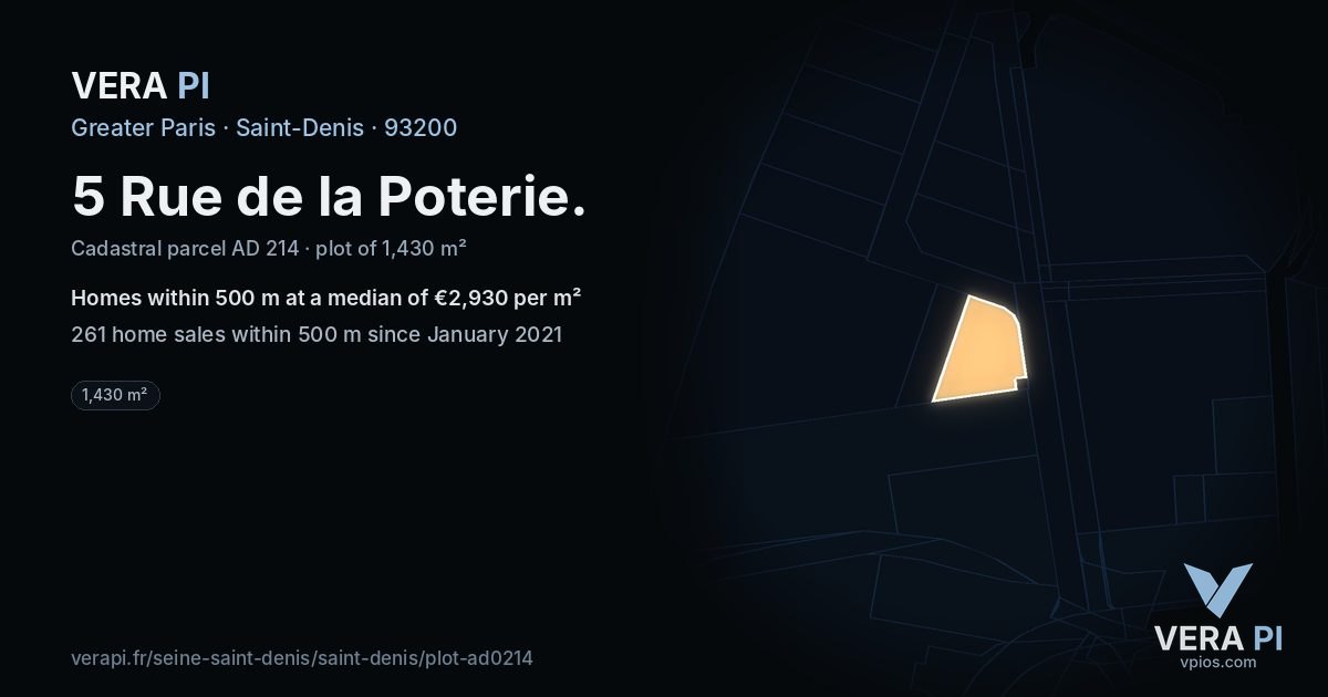 5 Rue de la Poterie, Saint-Denis at night – the plot lit, the parcels around coloured by the prices near them