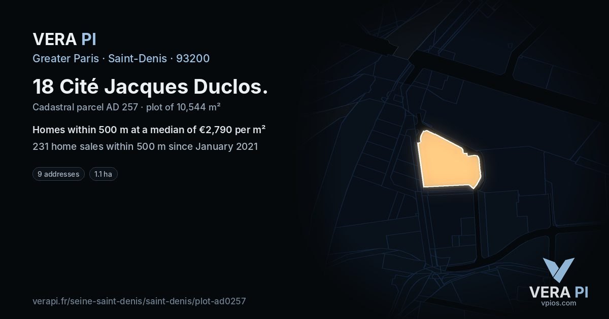 18 Cité Jacques Duclos, Saint-Denis at night – the plot lit, the parcels around coloured by the prices near them
