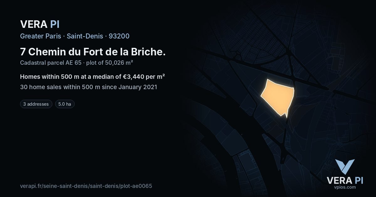 7 Chemin du Fort de la Briche, Saint-Denis at night – the plot lit, the parcels around coloured by the prices near them