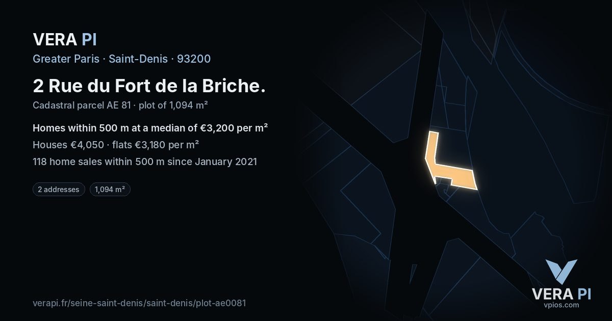 2 Rue du Fort de la Briche, Saint-Denis at night – the plot lit, the parcels around coloured by the prices near them