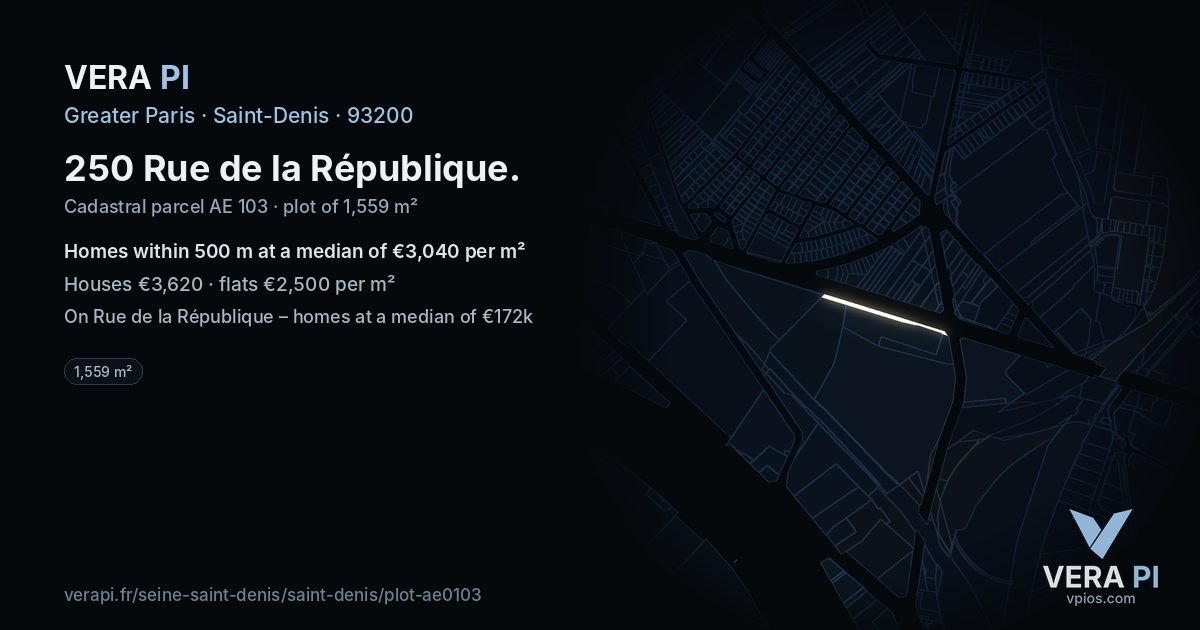 250 Rue de la République, Saint-Denis at night – the plot lit, the parcels around coloured by the prices near them