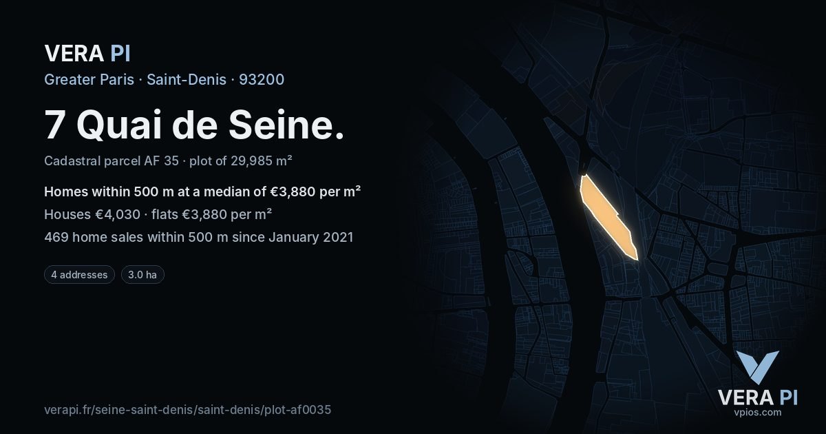 7 Quai de Seine, Saint-Denis at night – the plot lit, the parcels around coloured by the prices near them