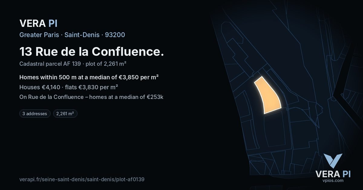 13 Rue de la Confluence, Saint-Denis at night – the plot lit, the parcels around coloured by the prices near them