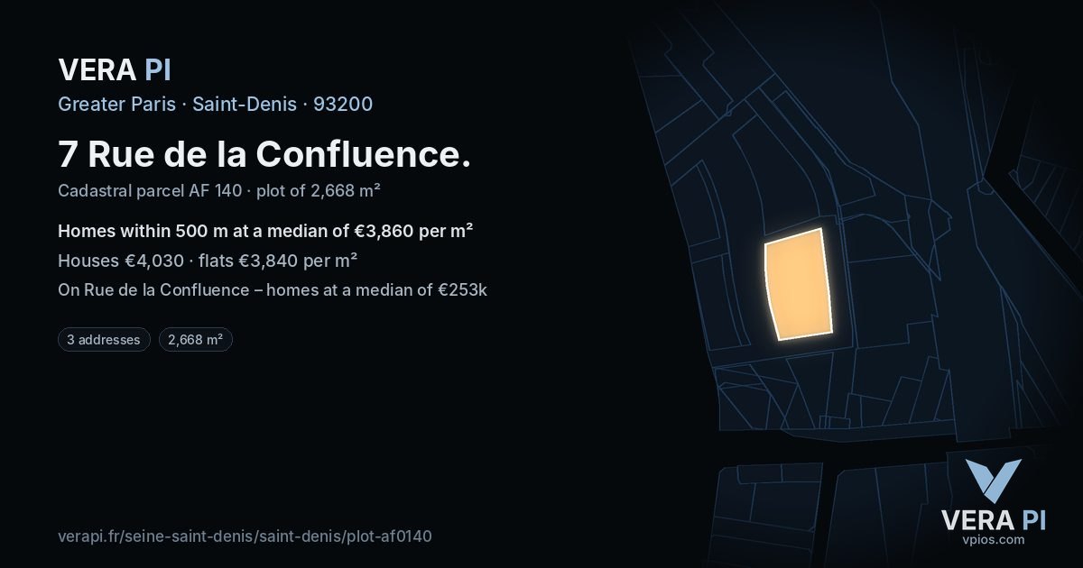 7 Rue de la Confluence, Saint-Denis at night – the plot lit, the parcels around coloured by the prices near them