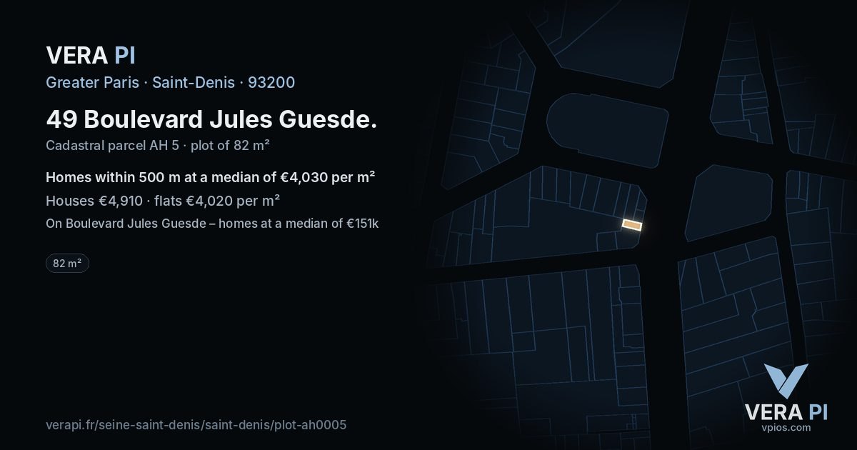 49 Boulevard Jules Guesde, Saint-Denis at night – the plot lit, the parcels around coloured by the prices near them