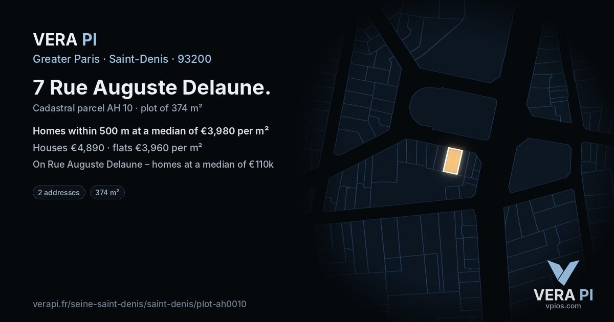 7 Rue Auguste Delaune, Saint-Denis at night – the plot lit, the parcels around coloured by the prices near them