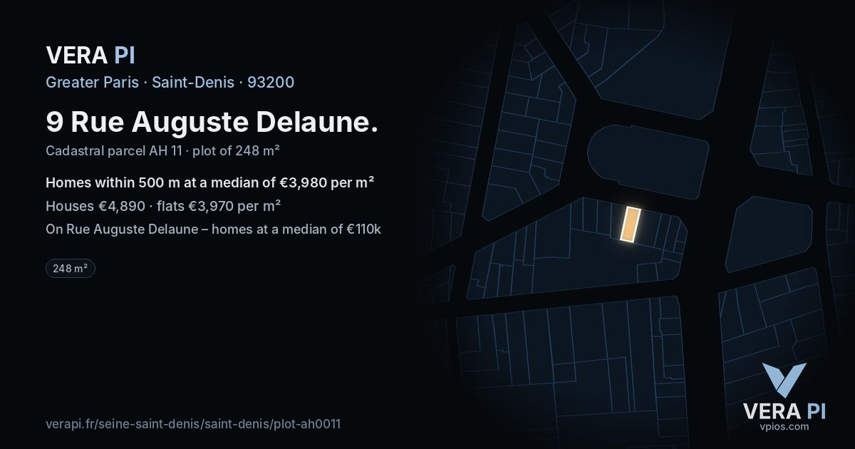 9 Rue Auguste Delaune, Saint-Denis at night – the plot lit, the parcels around coloured by the prices near them