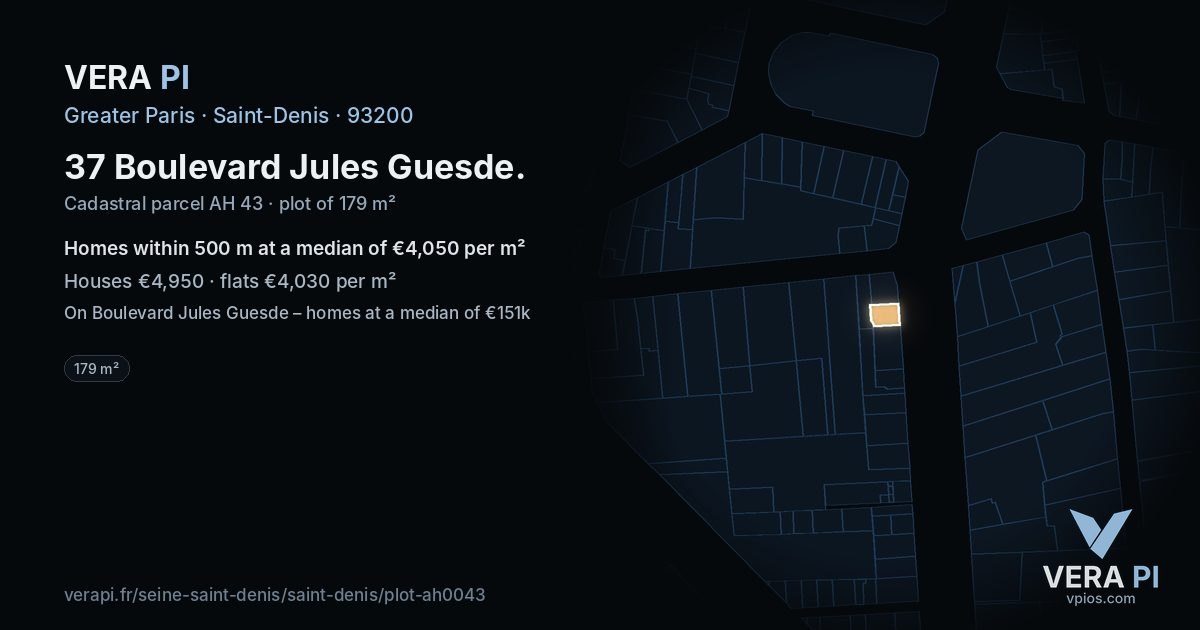 37 Boulevard Jules Guesde, Saint-Denis at night – the plot lit, the parcels around coloured by the prices near them