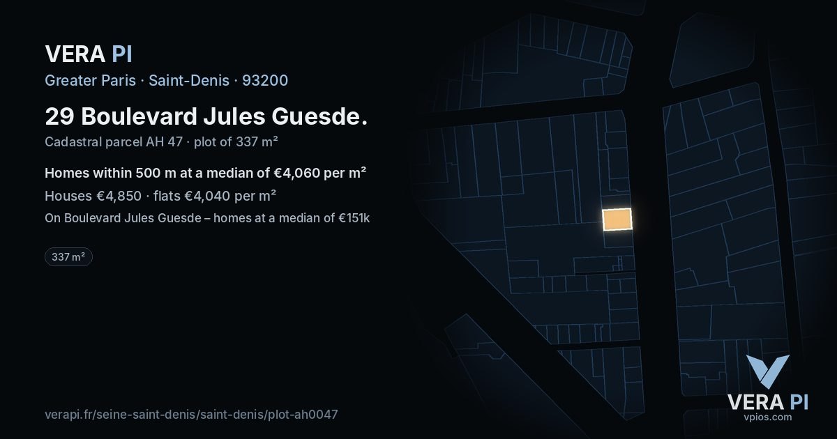 29 Boulevard Jules Guesde, Saint-Denis at night – the plot lit, the parcels around coloured by the prices near them
