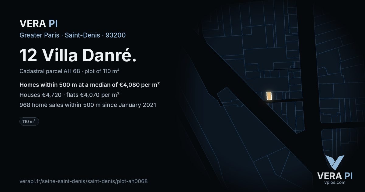 12 Villa Danré, Saint-Denis at night – the plot lit, the parcels around coloured by the prices near them