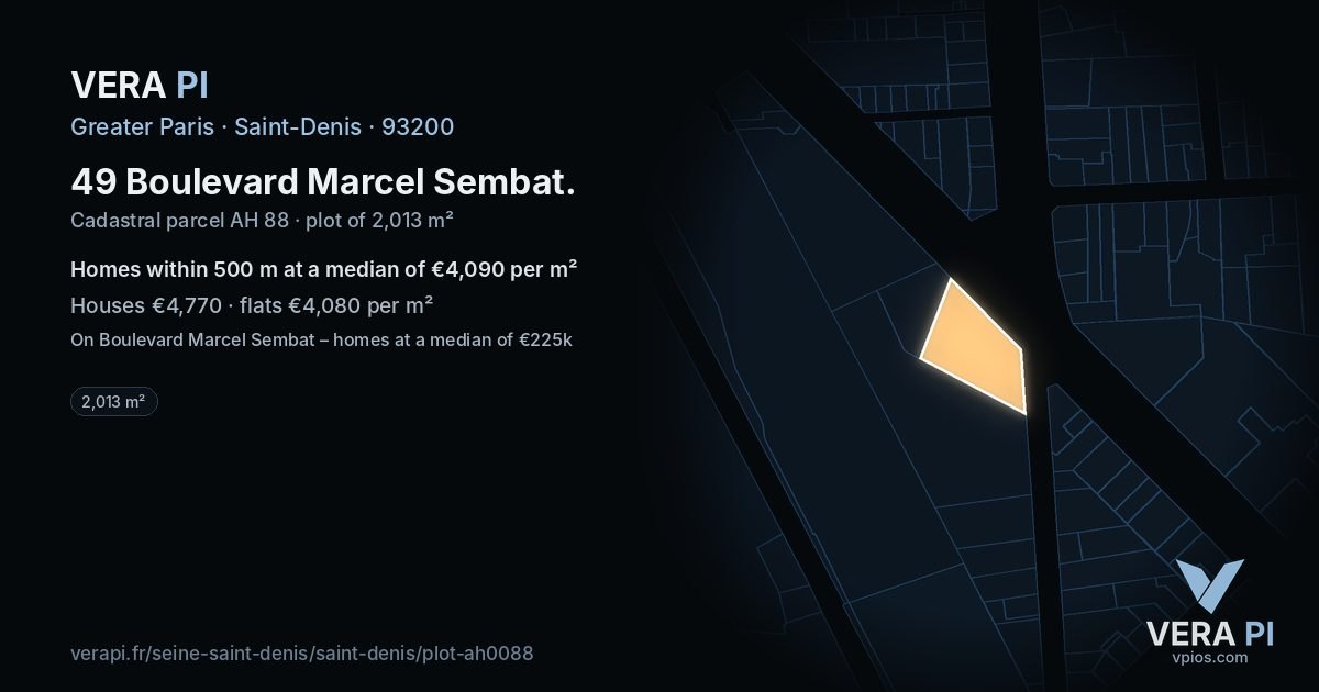 49 Boulevard Marcel Sembat, Saint-Denis at night – the plot lit, the parcels around coloured by the prices near them