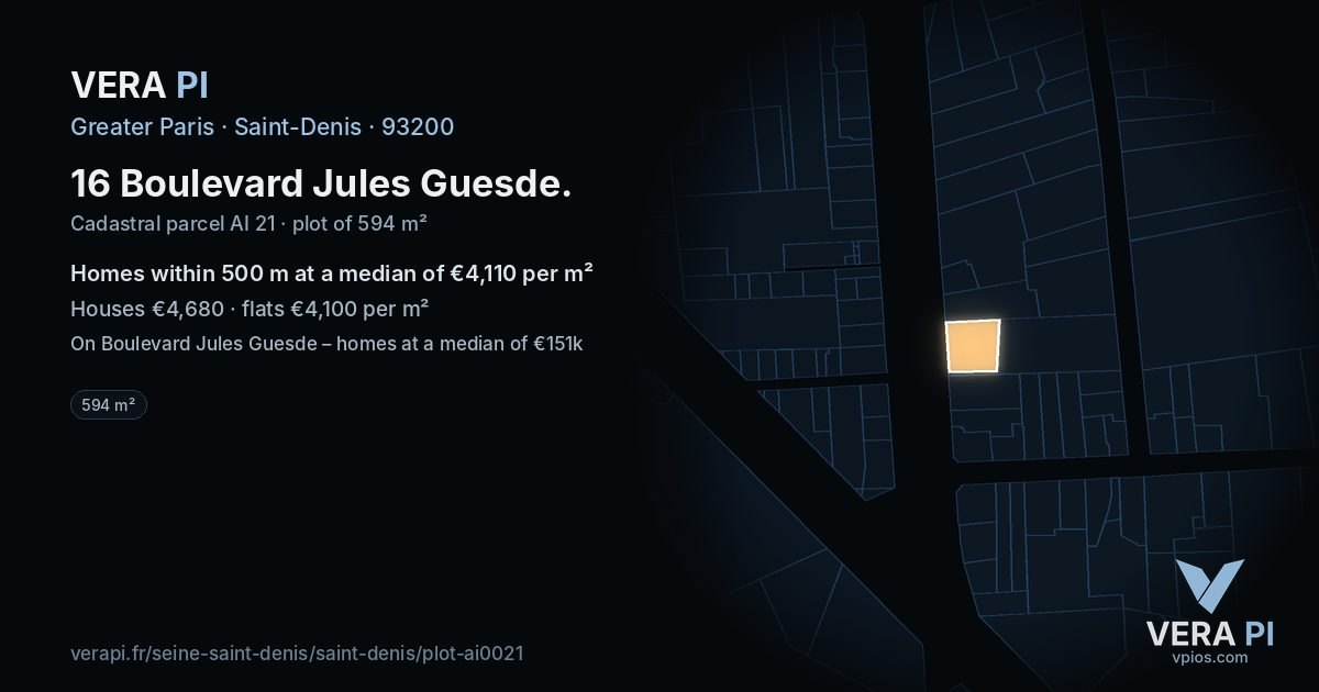 16 Boulevard Jules Guesde, Saint-Denis at night – the plot lit, the parcels around coloured by the prices near them