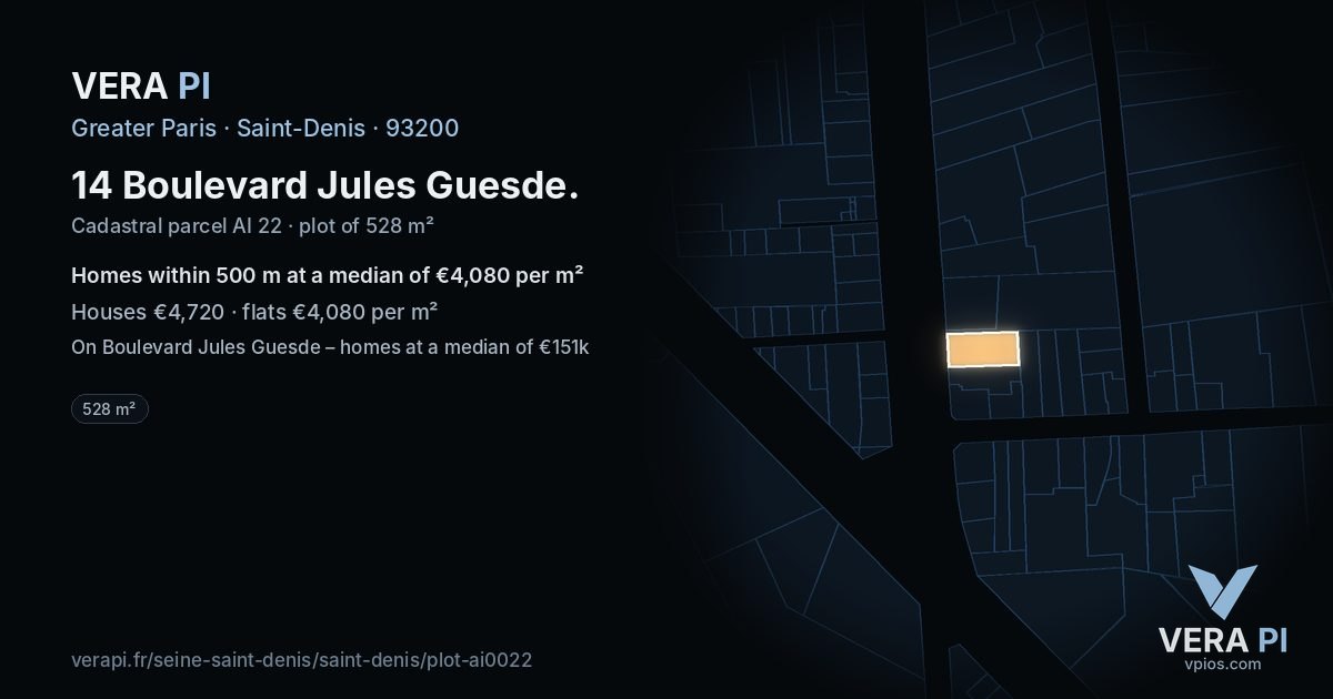 14 Boulevard Jules Guesde, Saint-Denis at night – the plot lit, the parcels around coloured by the prices near them