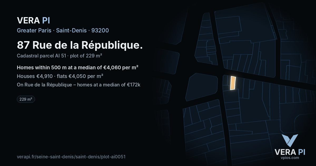 87 Rue de la République, Saint-Denis at night – the plot lit, the parcels around coloured by the prices near them