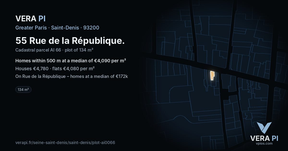 55 Rue de la République, Saint-Denis at night – the plot lit, the parcels around coloured by the prices near them
