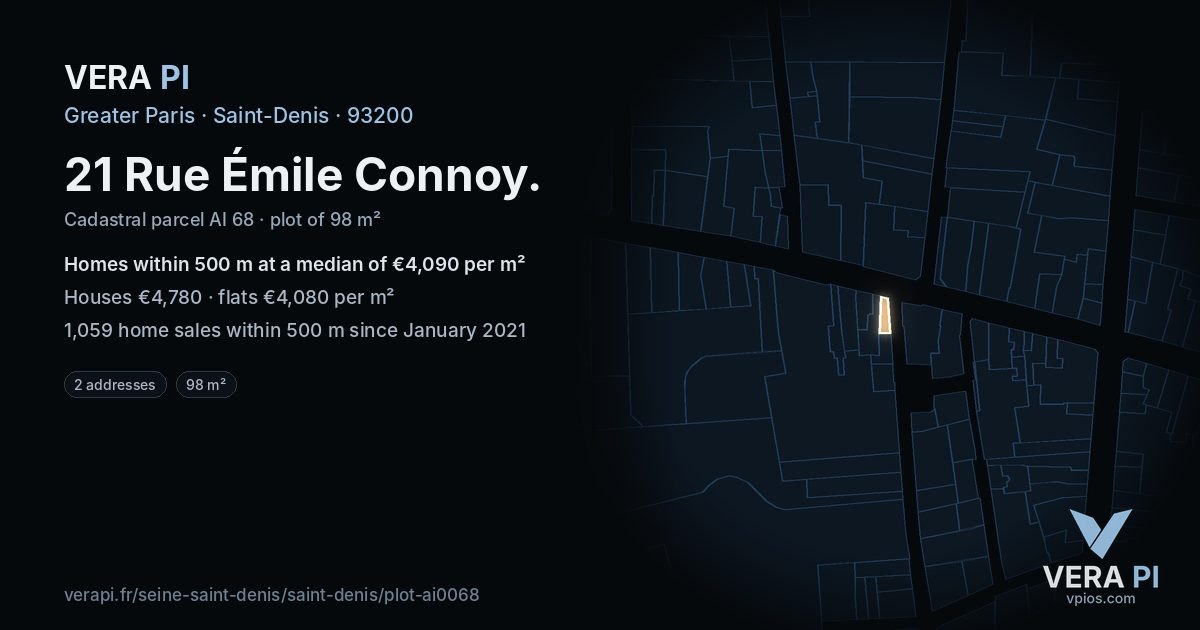 21 Rue Émile Connoy, Saint-Denis at night – the plot lit, the parcels around coloured by the prices near them