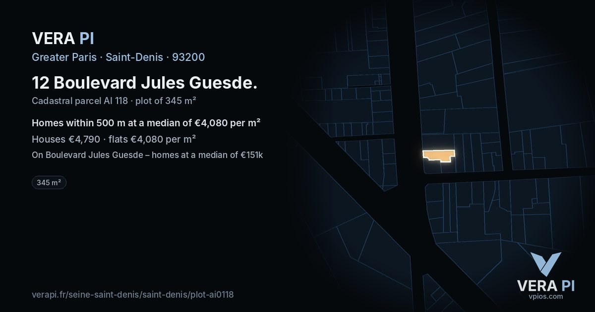 12 Boulevard Jules Guesde, Saint-Denis at night – the plot lit, the parcels around coloured by the prices near them